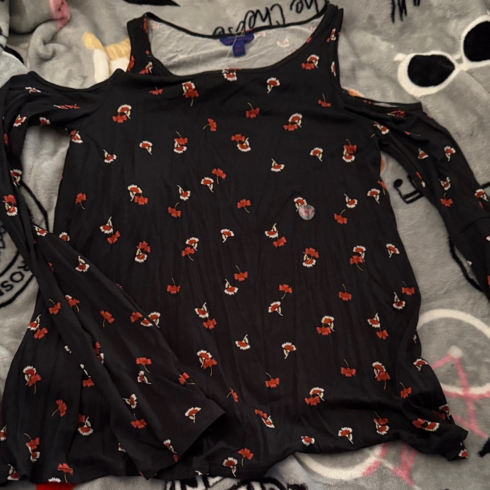 Aeropostale Black Top with Red Floral Design